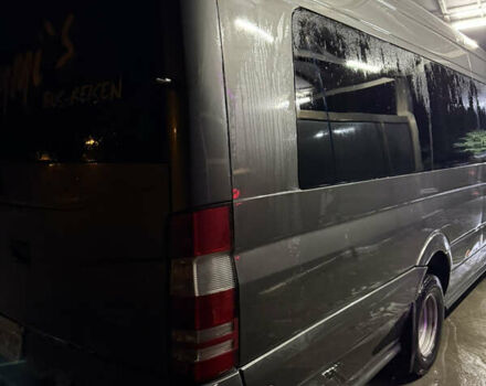 Сірий Мерседес Sprinter, об'ємом двигуна 3.3 л та пробігом 800 тис. км за 26500 $, фото 5 на Automoto.ua