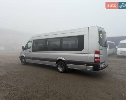 Серый Мерседес Sprinter, объемом двигателя 2.2 л и пробегом 337 тыс. км за 31900 $, фото 9 на Automoto.ua