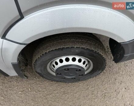 Серый Мерседес Sprinter, объемом двигателя 2.2 л и пробегом 337 тыс. км за 31900 $, фото 48 на Automoto.ua