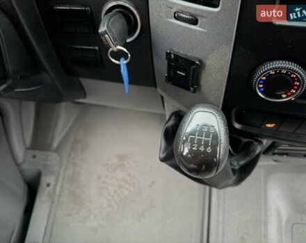 Серый Мерседес Sprinter, объемом двигателя 2.2 л и пробегом 337 тыс. км за 31900 $, фото 30 на Automoto.ua