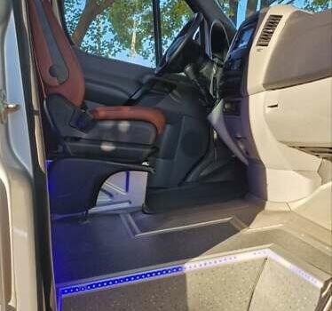 Серый Мерседес Sprinter, объемом двигателя 3 л и пробегом 377 тыс. км за 48800 $, фото 23 на Automoto.ua