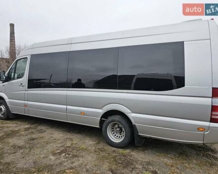 Серый Мерседес Sprinter, объемом двигателя 2.99 л и пробегом 580 тыс. км за 38500 $, фото 5 на Automoto.ua