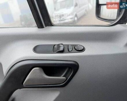 Серый Мерседес Sprinter, объемом двигателя 2.2 л и пробегом 337 тыс. км за 31900 $, фото 22 на Automoto.ua