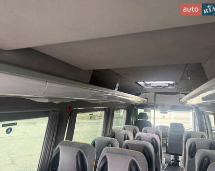Серый Мерседес Sprinter, объемом двигателя 3 л и пробегом 557 тыс. км за 38900 $, фото 23 на Automoto.ua