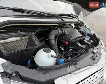 Серый Мерседес Sprinter, объемом двигателя 2.2 л и пробегом 499 тыс. км за 42900 $, фото 47 на Automoto.ua