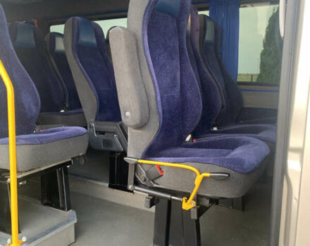 Серый Мерседес Sprinter, объемом двигателя 2.99 л и пробегом 800 тыс. км за 40000 $, фото 19 на Automoto.ua