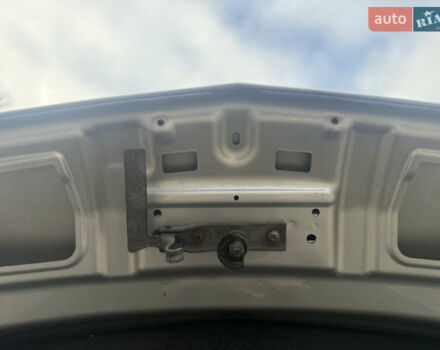 Серый Мерседес Sprinter, объемом двигателя 3 л и пробегом 557 тыс. км за 38900 $, фото 53 на Automoto.ua