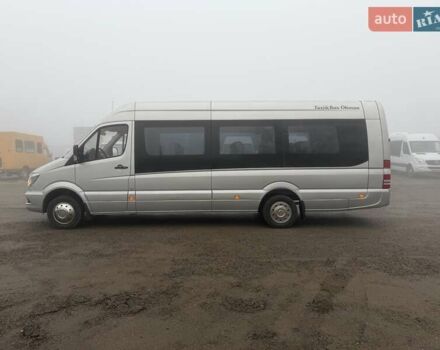 Серый Мерседес Sprinter, объемом двигателя 2.2 л и пробегом 499 тыс. км за 42900 $, фото 11 на Automoto.ua