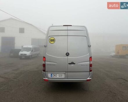 Серый Мерседес Sprinter, объемом двигателя 2.2 л и пробегом 499 тыс. км за 42900 $, фото 7 на Automoto.ua