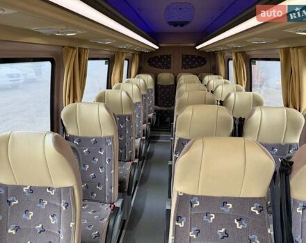 Серый Мерседес Sprinter, объемом двигателя 2.2 л и пробегом 499 тыс. км за 42900 $, фото 24 на Automoto.ua