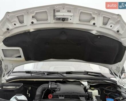 Серый Мерседес Sprinter, объемом двигателя 2.2 л и пробегом 499 тыс. км за 42900 $, фото 46 на Automoto.ua