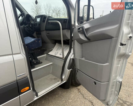 Серый Мерседес Sprinter, объемом двигателя 3 л и пробегом 557 тыс. км за 38900 $, фото 27 на Automoto.ua