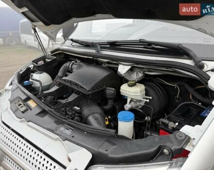 Серый Мерседес Sprinter, объемом двигателя 2.2 л и пробегом 499 тыс. км за 42900 $, фото 48 на Automoto.ua