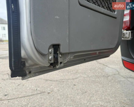 Серый Мерседес Sprinter, объемом двигателя 3 л и пробегом 557 тыс. км за 38900 $, фото 57 на Automoto.ua