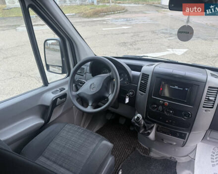 Серый Мерседес Sprinter, объемом двигателя 3 л и пробегом 557 тыс. км за 38900 $, фото 36 на Automoto.ua