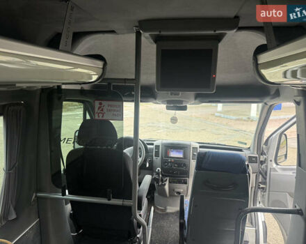 Серый Мерседес Sprinter, объемом двигателя 3 л и пробегом 557 тыс. км за 38900 $, фото 35 на Automoto.ua