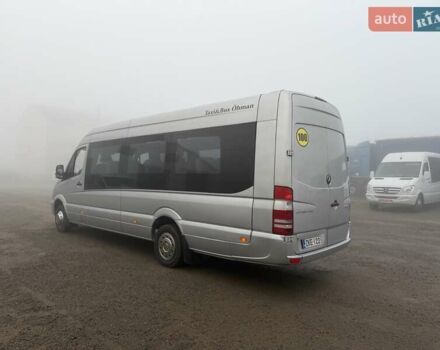 Серый Мерседес Sprinter, объемом двигателя 2.2 л и пробегом 499 тыс. км за 42900 $, фото 9 на Automoto.ua