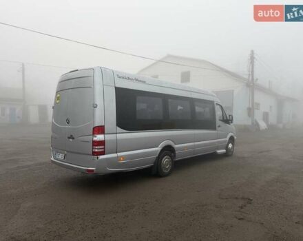 Серый Мерседес Sprinter, объемом двигателя 2.2 л и пробегом 499 тыс. км за 42900 $, фото 5 на Automoto.ua