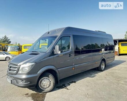 Серый Мерседес Sprinter, объемом двигателя 2.99 л и пробегом 255 тыс. км за 52000 $, фото 4 на Automoto.ua