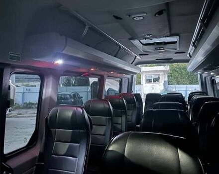 Серый Мерседес Sprinter, объемом двигателя 3 л и пробегом 450 тыс. км за 47000 $, фото 7 на Automoto.ua