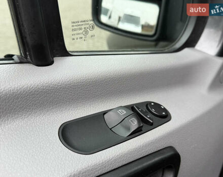 Сірий Мерседес Sprinter, об'ємом двигуна 2.14 л та пробігом 269 тис. км за 33700 $, фото 7 на Automoto.ua