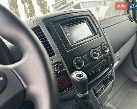Серый Мерседес Sprinter, объемом двигателя 3 л и пробегом 450 тыс. км за 47000 $, фото 18 на Automoto.ua