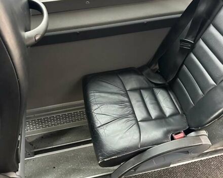 Серый Мерседес Sprinter, объемом двигателя 1.69 л и пробегом 400 тыс. км за 50000 $, фото 21 на Automoto.ua