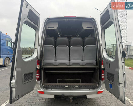 Сірий Мерседес Sprinter, об'ємом двигуна 3 л та пробігом 354 тис. км за 62500 $, фото 38 на Automoto.ua