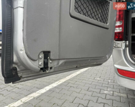 Сірий Мерседес Sprinter, об'ємом двигуна 3 л та пробігом 354 тис. км за 62500 $, фото 47 на Automoto.ua