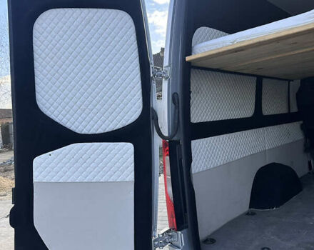 Серый Мерседес Sprinter, объемом двигателя 2.2 л и пробегом 530 тыс. км за 34655 $, фото 39 на Automoto.ua