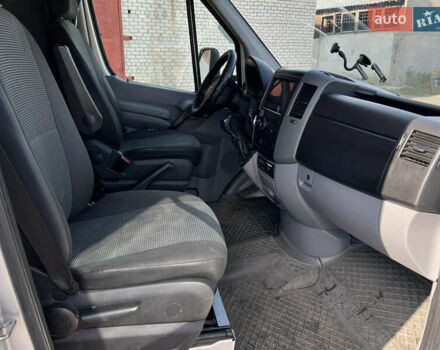 Серый Мерседес Sprinter, объемом двигателя 2.99 л и пробегом 630 тыс. км за 17999 $, фото 11 на Automoto.ua