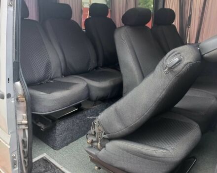 Серый Мерседес Sprinter, объемом двигателя 2.2 л и пробегом 800 тыс. км за 8700 $, фото 16 на Automoto.ua