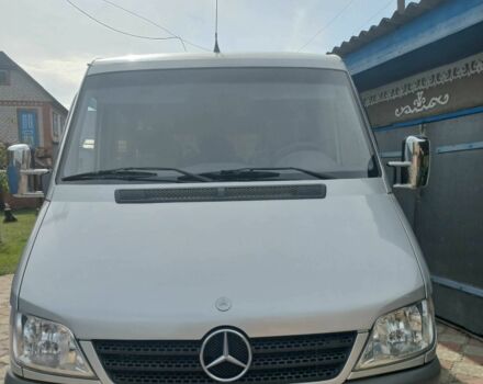 Серый Мерседес Sprinter, объемом двигателя 2.2 л и пробегом 800 тыс. км за 8700 $, фото 6 на Automoto.ua