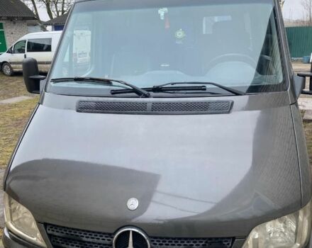 Серый Мерседес Sprinter, объемом двигателя 2.1 л и пробегом 292 тыс. км за 7200 $, фото 1 на Automoto.ua