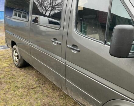 Серый Мерседес Sprinter, объемом двигателя 2.1 л и пробегом 292 тыс. км за 7200 $, фото 3 на Automoto.ua