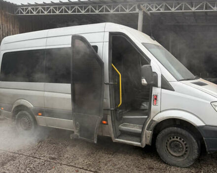 Серый Мерседес Sprinter, объемом двигателя 2.15 л и пробегом 483 тыс. км за 14500 $, фото 2 на Automoto.ua