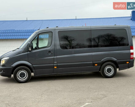 Серый Мерседес Sprinter, объемом двигателя 2.2 л и пробегом 314 тыс. км за 24500 $, фото 3 на Automoto.ua