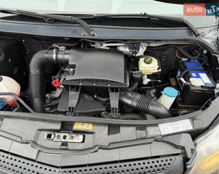 Серый Мерседес Sprinter, объемом двигателя 2.2 л и пробегом 314 тыс. км за 24500 $, фото 33 на Automoto.ua