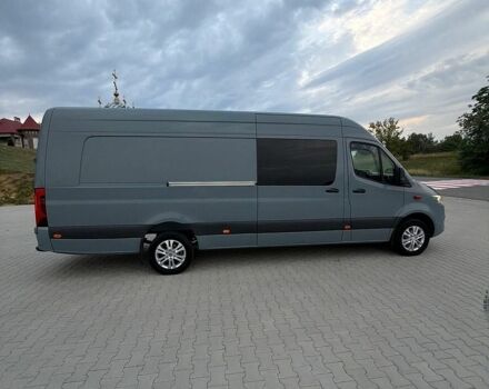 Серый Мерседес Sprinter, объемом двигателя 2.2 л и пробегом 360 тыс. км за 38500 $, фото 3 на Automoto.ua