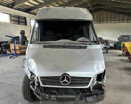 Мерседес Sprinter 2005 в Черновцах на Automoto.ua Серый Мерседес Sprinter, объемом двигателя 2.7 л и пробегом 500 тыс. км за 6407 $, фото 3 на Automoto.ua