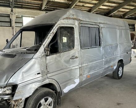 Мерседес Sprinter 2005 в Черновцах на Automoto.ua Серый Мерседес Sprinter, объемом двигателя 2.7 л и пробегом 500 тыс. км за 6407 $, фото 5 на Automoto.ua