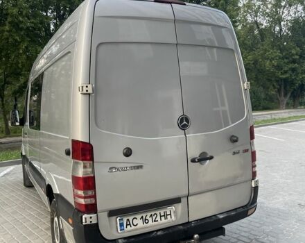 Серый Мерседес Sprinter, объемом двигателя 2.1 л и пробегом 700 тыс. км за 8400 $, фото 4 на Automoto.ua