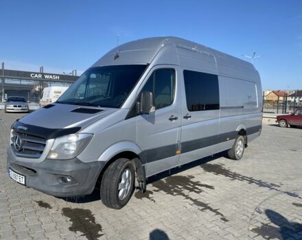 Серый Мерседес Sprinter, объемом двигателя 3 л и пробегом 375 тыс. км за 33900 $, фото 3 на Automoto.ua