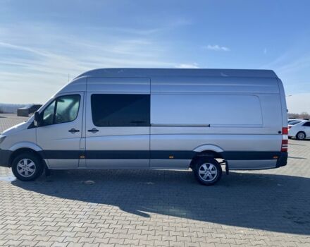 Серый Мерседес Sprinter, объемом двигателя 3 л и пробегом 375 тыс. км за 33900 $, фото 1 на Automoto.ua