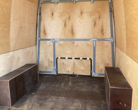 Серый Мерседес Sprinter, объемом двигателя 3 л и пробегом 375 тыс. км за 33900 $, фото 6 на Automoto.ua