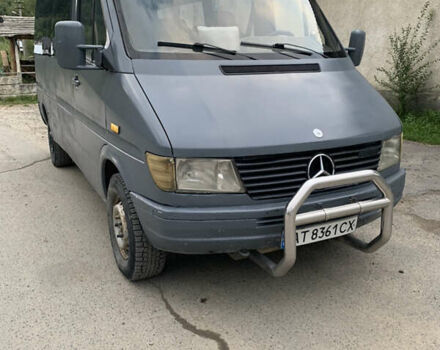 Серый Мерседес Sprinter, объемом двигателя 2.3 л и пробегом 1000 тыс. км за 2999 $, фото 2 на Automoto.ua