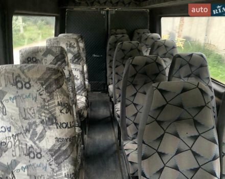 Серый Мерседес Sprinter, объемом двигателя 2.3 л и пробегом 1000 тыс. км за 2999 $, фото 9 на Automoto.ua