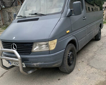 Серый Мерседес Sprinter, объемом двигателя 2.3 л и пробегом 1000 тыс. км за 2999 $, фото 4 на Automoto.ua