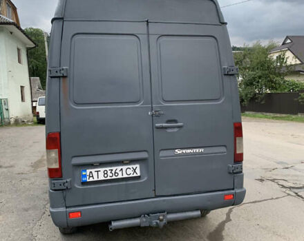 Серый Мерседес Sprinter, объемом двигателя 2.3 л и пробегом 1000 тыс. км за 2999 $, фото 6 на Automoto.ua