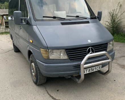 Серый Мерседес Sprinter, объемом двигателя 2.3 л и пробегом 1000 тыс. км за 2999 $, фото 1 на Automoto.ua